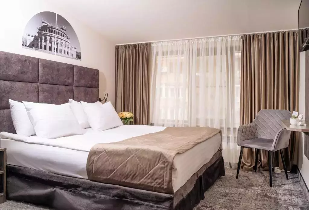 هتل مدین ایروان